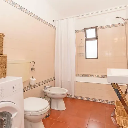 Apartamento Pe No Mar Superior Apartment, By With A View